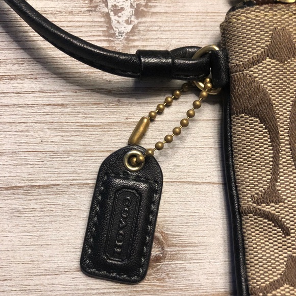 Coach Wristlet - Picture 3 of 4